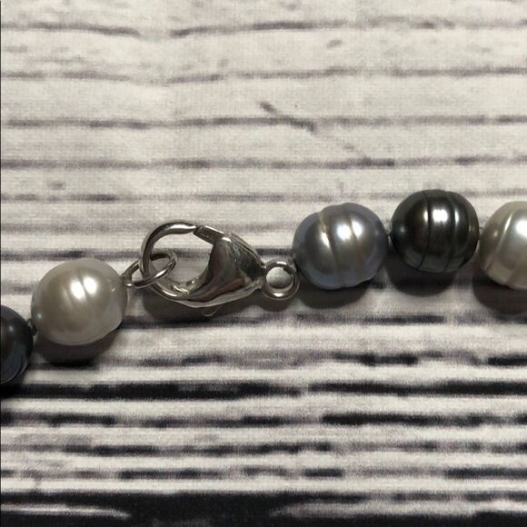 Multicolored pearl necklace - Picture 6 of 10